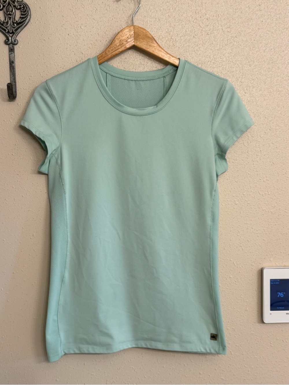 ALO Yoga Mint Green Short Sleeve Active Tee M